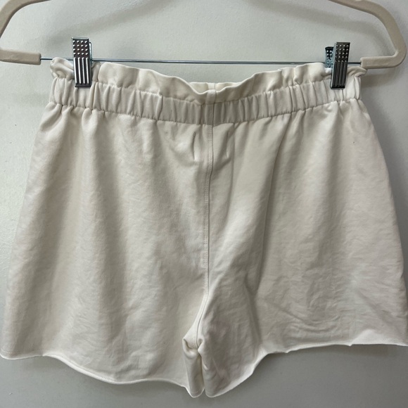 😻NWOT😻SUNDAYS White Shorts with Front Pockets Size 1 - Picture 2 of 4